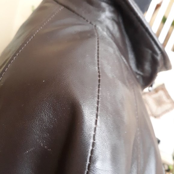 DANIER SZE L Brown 💯  leather coat🎉🎉Host Pick 1/8/25🎉🎉 - Picture 12 of 16